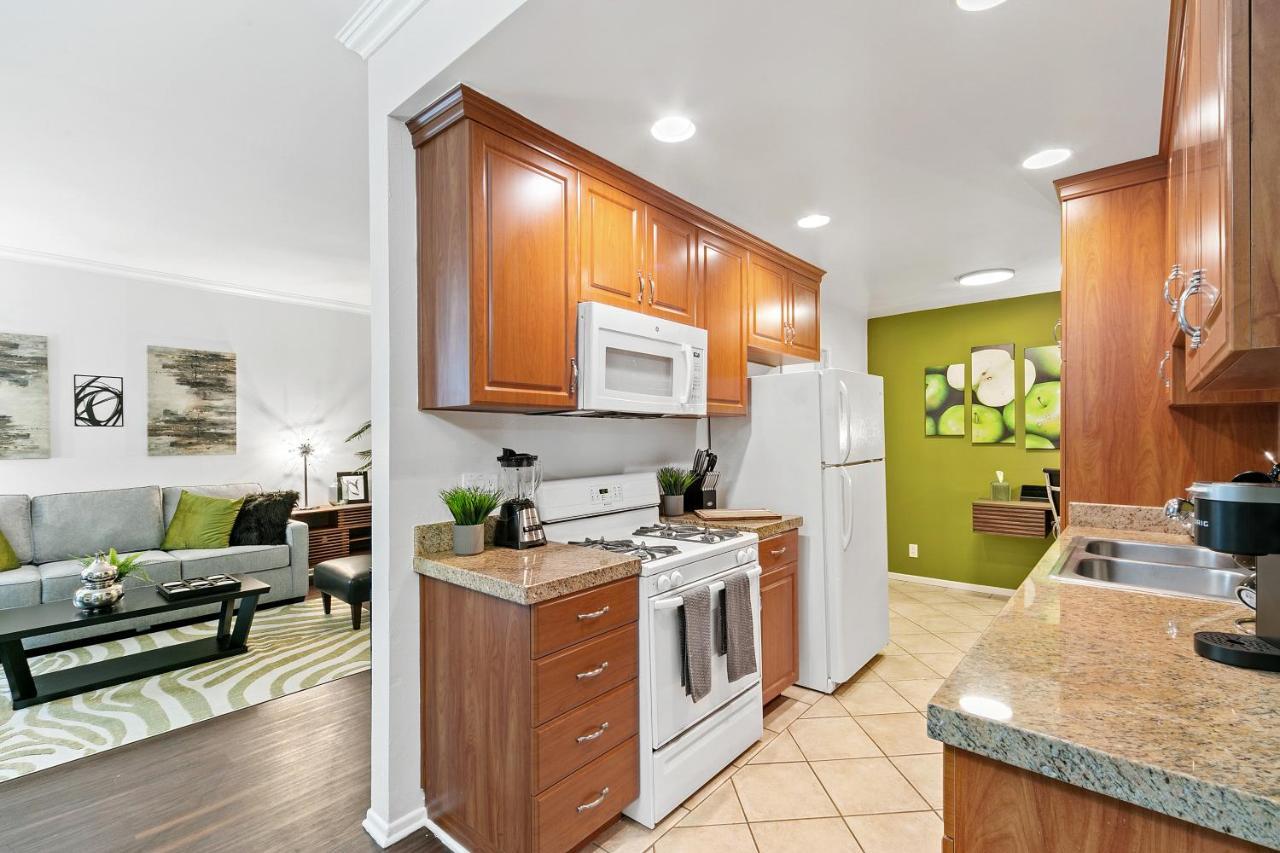 Beverly Hills Gem 1 Bedroom Apt With Parking 218 Los Angeles Exterior foto