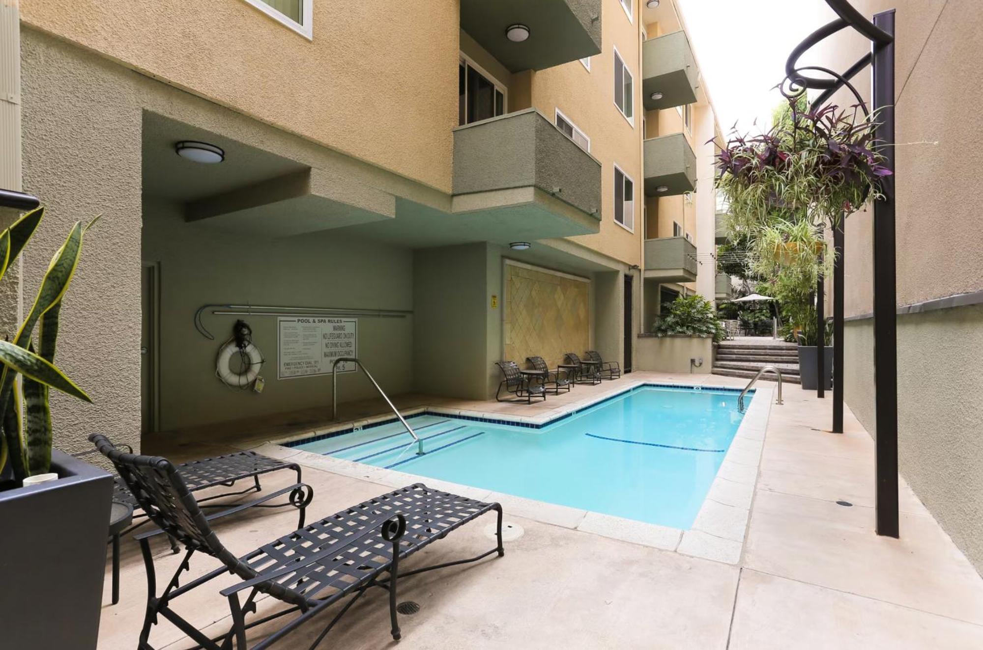 Beverly Hills Gem 1 Bedroom Apt With Parking 218 Los Angeles Exterior foto